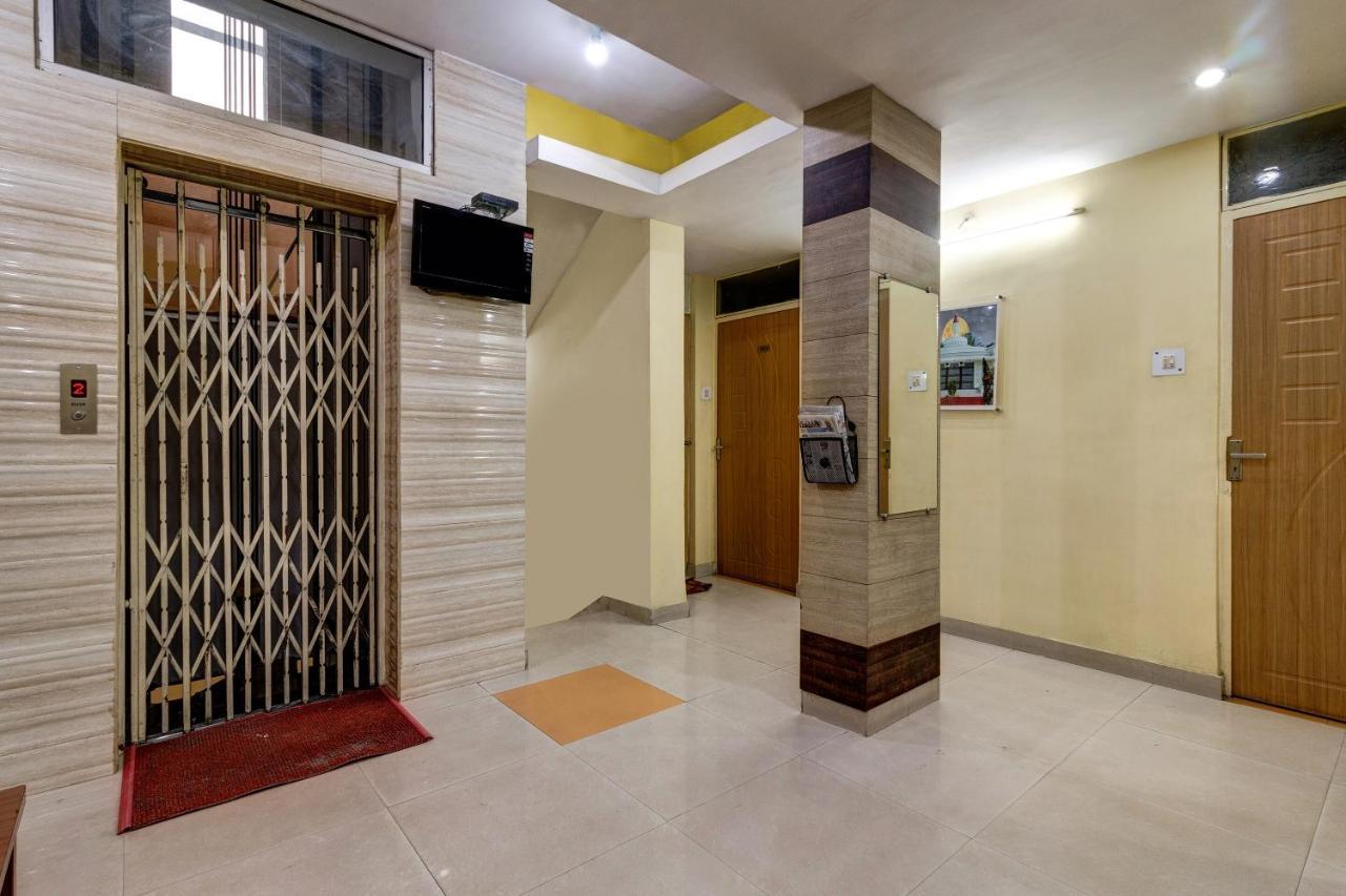OYO 4283 Hotel Satguru Jamshedpur Buitenkant foto